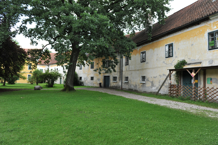 405-Schloss-2